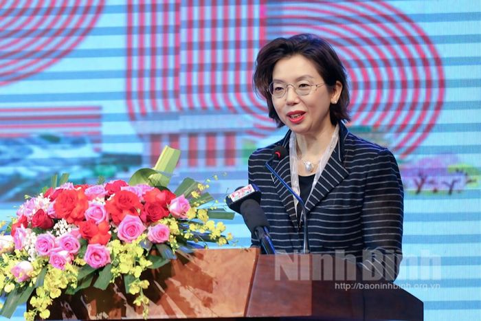 Bà Lee Mi-Yeon, Đại sứ Đặc mệnh toàn quyền Hàn Quốc tại Việt Nam phát biểu tại hội nghị.