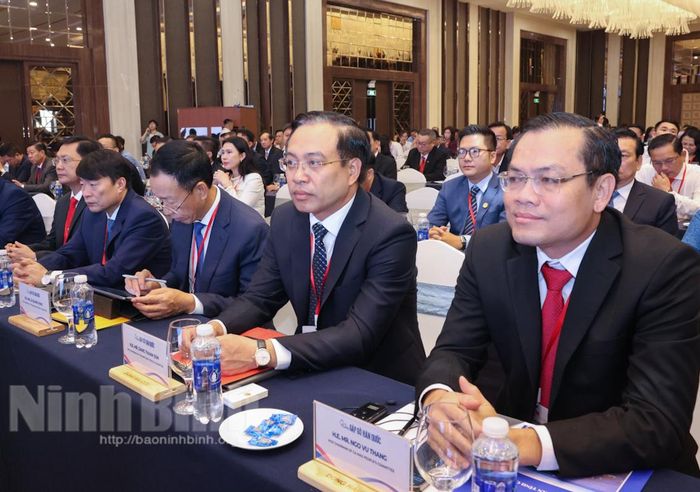 Đồng chí Đặng Thanh Sơn, Ủy viên Ban Thường vụ Tỉnh ủy, Phó Chủ tịch UBND tỉnh Ninh Bình dự hội nghị.