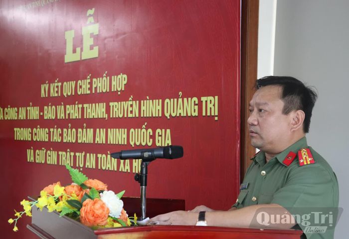 Đồng chí đại tá Nguyễn Viết Ánh, Phó Giám đốc Công an tỉnh phát biểu tại lễ ký kết - Ảnh: T.P