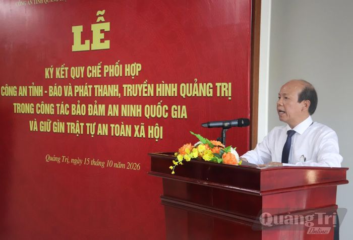 Đồng chí Võ Nguyên Thủy, Giám đốc Báo và phát thanh, truyền hình Quảng Trị phát biểu tại lễ ký kết - Ảnh: T.P