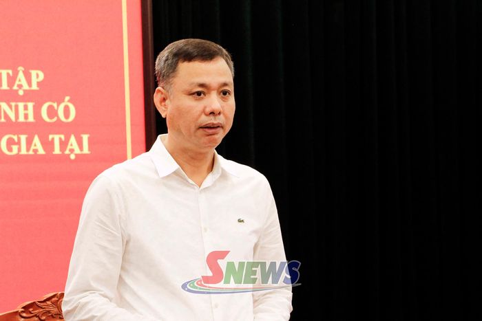 Đồng chí Nguyễn Thành Công, Phó Chủ tịch UBND tỉnh phát biểu tại hội nghị.