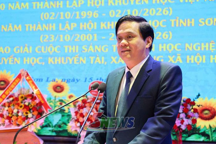 Đồng chí Nguyễn Mạnh Hùng, Ủy viên Ban Thường vụ Tỉnh ủy, Phó Chủ tịch Thường trực Ủy ban MTTQ Việt Nam tỉnh phát biểu tại chương trình.