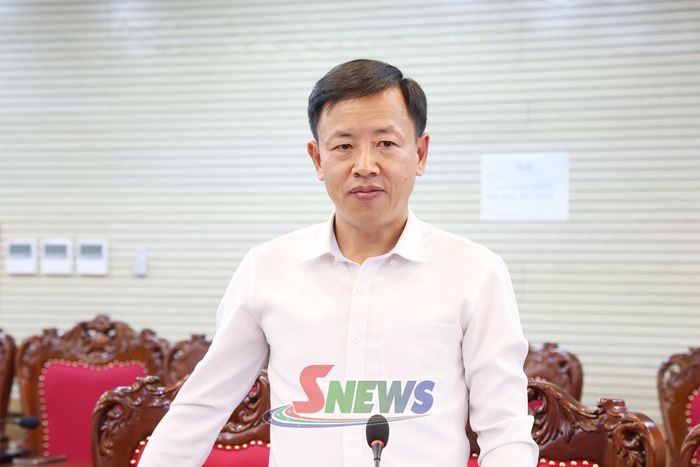 Lãnh đạo Báo và PTTH Sơn La phát biểu ý kiến.