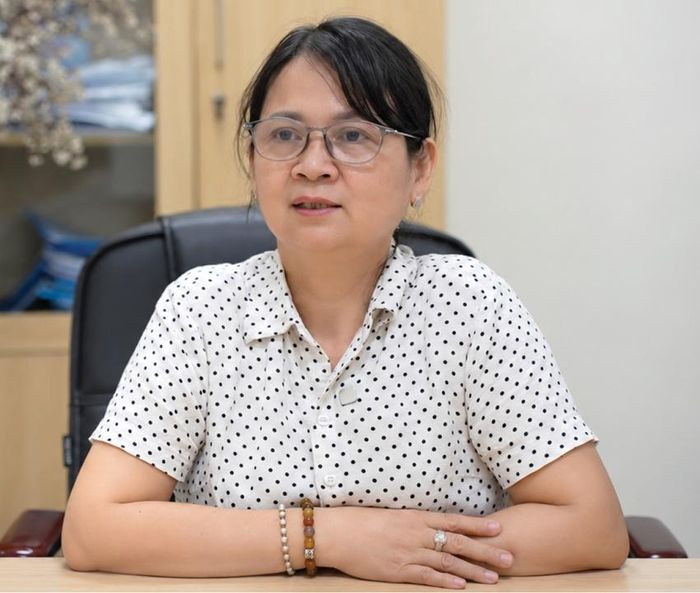 Bà Võ Thị Quế Hương, Phó Giám đốc Sở Tài chính