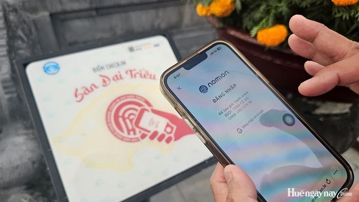  Tra cứu số hóa di sản tại Đại Nội Huế  