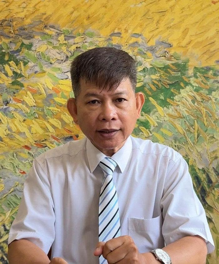 Chuyên gia kinh tế Nguyễn Hoàng Dũng: Dù sản phẩm được che khuất, người mua trưởng thành vẫn cần có thông tin tối thiểu để nhận biết hàng chính ngạch, nguồn gốc rõ ràng và giá bán