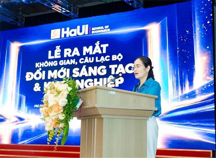 PGS.TS. Nguyễn Thị Hồng Nga - Hiệu trưởng Trường Kinh tế, thuộc HaUI chia sẻ định hướng phát triển không gian đổi mới sáng tạo