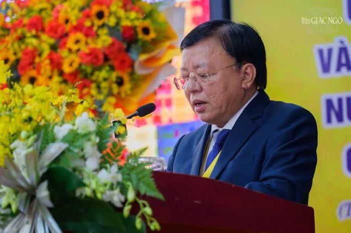Đại diện lãnh đạo tỉnh Khánh Hòa phát biểu chúc mừng đại hội thành công