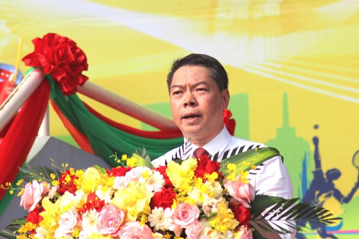 Ông Đoàn Thanh Sơn, Phó chủ tịch UBND tỉnh Lạng Sơn phát biểu khai mạc đại hội.