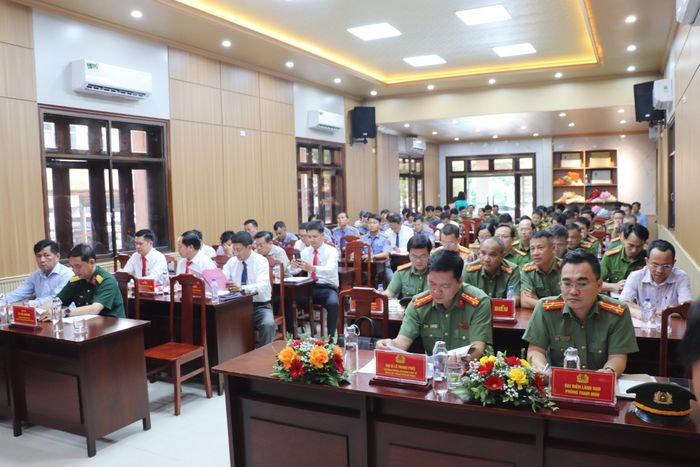 Quang cảnh hội nghị.