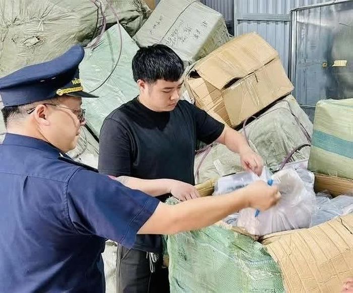 Hải quan đề nghị gỡ vướng cho doanh nghiệp nhập khẩu hàng hóa có ký hiệu ®. Ảnh: CTV