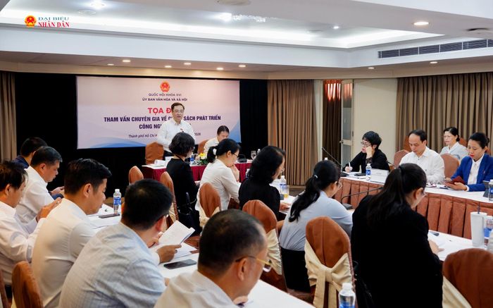 Quang cảnh tọa đàm