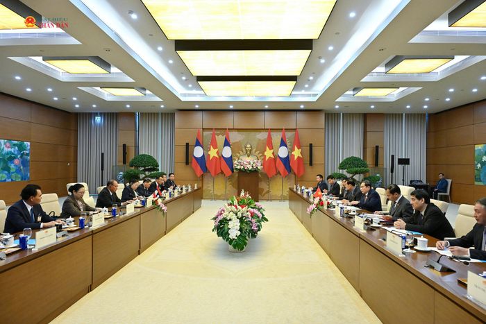 Quang cảnh cuộc tiếp