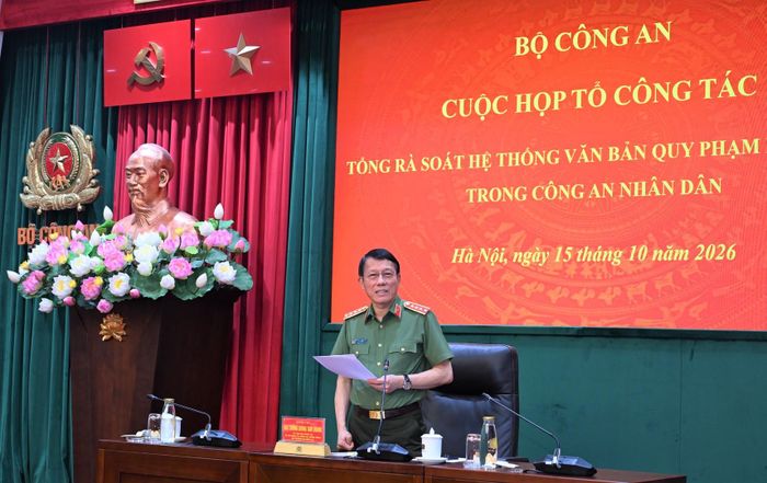 Bộ trưởng Lương Tam Quang phát biểu kết luận tại cuộc họp.