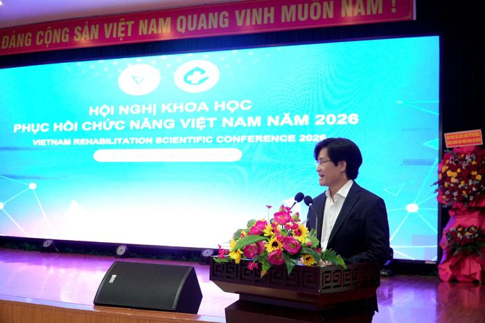 Giám đốc Bệnh viện C Đà Nẵng Bác sĩ CKII Nguyễn Trọng Thiện phát biểu khai mạc Hội nghị