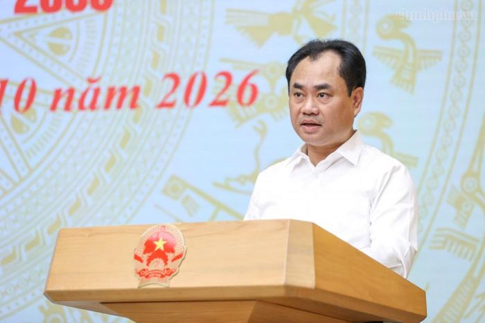 Bộ trưởng Nông nghiệp và Môi trường Trịnh Việt Hùng báo cáo tại Hội nghị - Ảnh: chinhphu.vn