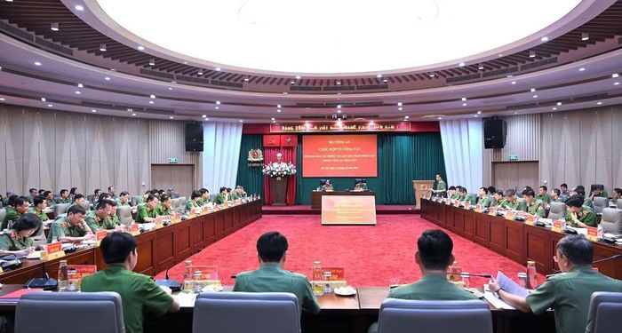Quang cảnh hội trường.