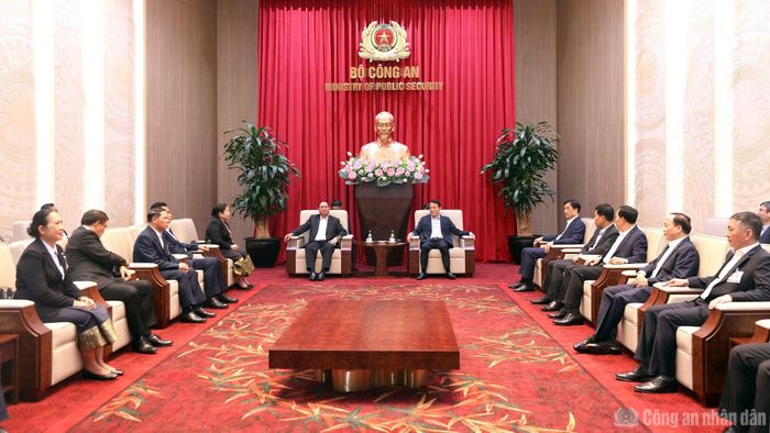 Quang cảnh buổi hội kiến.