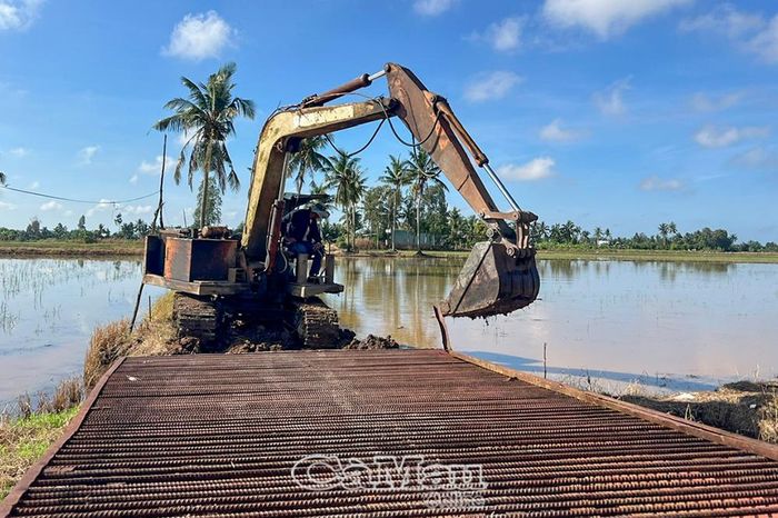 Ngay sau lễ khởi công, các đơn vị thi công bắt tay triển khai công trình, quyết tâm hoàn thành vào cuối năm nay.