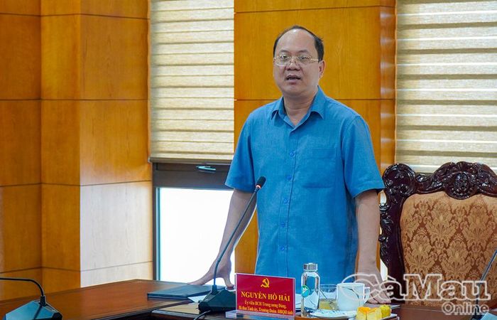 Đồng chí Nguyễn Hồ Hải, Uỷ viên Ban Chấp hành Trung ương Đảng, Bí thư Tỉnh uỷ, Trưởng Đoàn đại biểu Quốc hội tỉnh, phát biểu chỉ đạo tại cuộc họp.