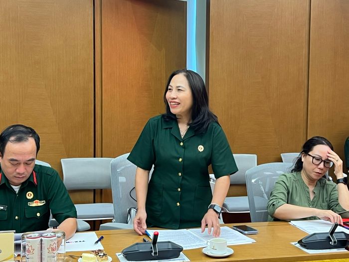 Chủ tịch Hội Cựu Chiến binh Kiểm toán nhà nước Thái Thị Lan phát biểu tham luận tại Hội nghị. Ảnh: Thanh Trang