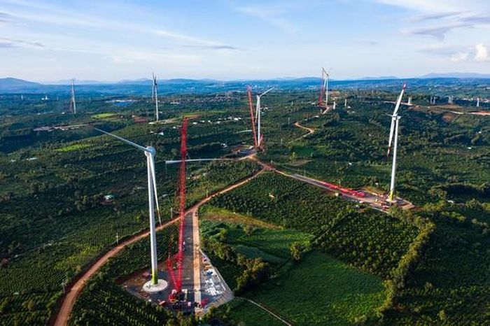 Hệ thống tuabin gió tại Dự án điện gió Ea Nam.
