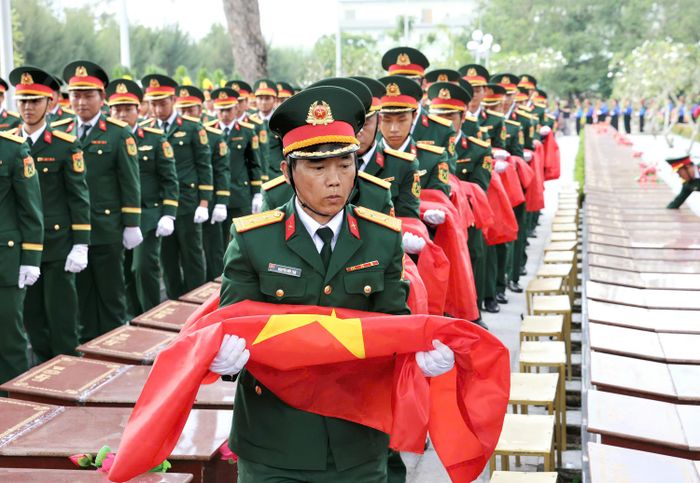 Với sự vào cuộc quyết liệt của các cấp, các ngành cùng sự trợ tích cực của cấp ủy, chính quyền và nhân dân, Đội tìm kiếm, quy tập hài cốt liệt sĩ (lâm thời) thuộc Bộ Chỉ huy quân sự TP Cần Thơ đã phối hợp tìm kiếm, quy tập được 158 hài cốt liệt sĩ. Địa phương đã tổ chức truy điệu, an táng 38 hài cốt liệt sĩ và hôm nay tổ chức truy điệu và an táng 120 hài cốt liệt sĩ còn lại.