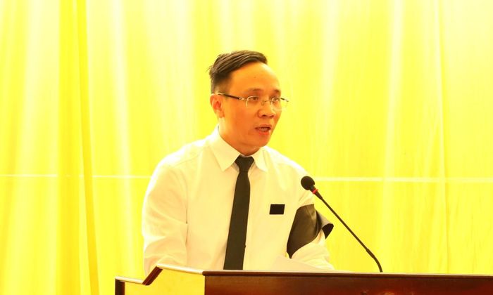 Ông Đào Trọng Đức, Phó Chủ tịch UBND TP Hải Phòng, Trưởng Ban Chỉ đạo 515 thành phố, đọc lời điếu tại lễ truy điệu.