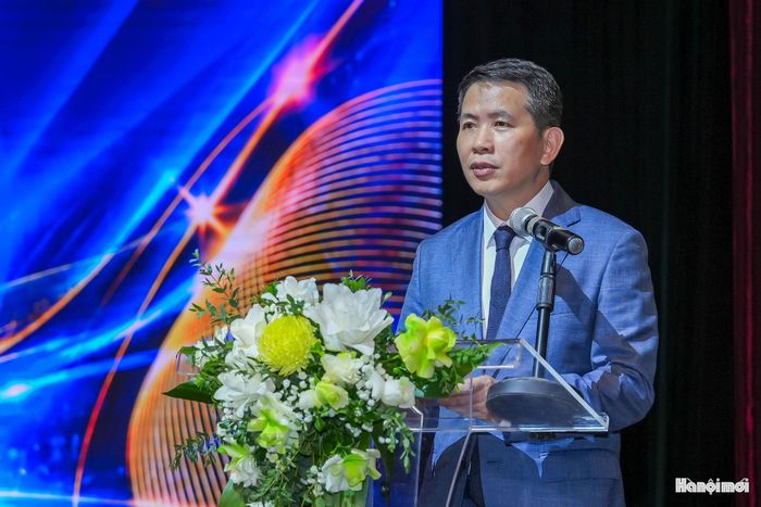 Giám đốc Sở Văn hóa, Thể thao và Du lịch Hà Nội Phạm Tuấn Long phát biểu khai mạc.