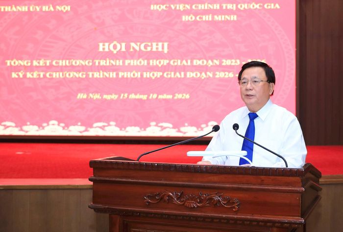 GS.TS Nguyễn Xuân Thắng, Chủ tịch Hội đồng Lý luận Trung ương phát biểu tại hội nghị. Ảnh Quang Thái