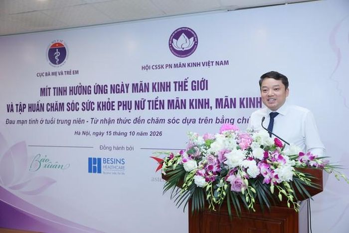 Ông Tống Trần Hà, Phó Cục trưởng Cục Bà mẹ và Trẻ em (Bộ Y tế) phát biểu khai mạc chương trình. 