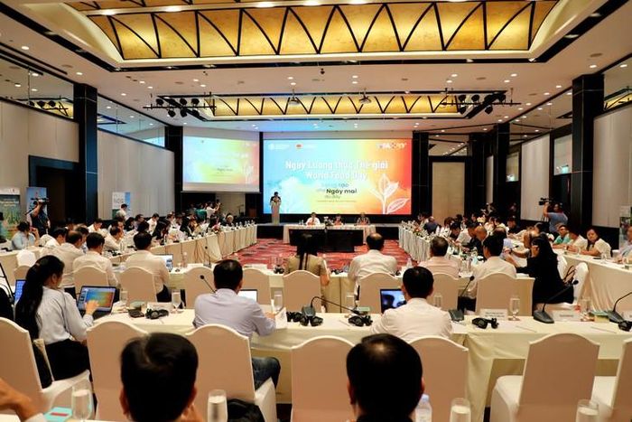 Toàn cảnh Hội nghị Ngày Lương thực thế giới năm 2026 và tăng cường hợp tác triển khai Đề án "Phát triển bền vững một triệu héc-ta chuyên canh lúa chất lượng cao và phát thải thấp gắn với tăng trưởng xanh vùng Đồng bằng sông Cửu Long đến năm 2030". Ảnh: PV