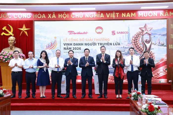 “Vinh danh Người truyền lửa” năm 2026 hướng tới lan tỏa những tấm gương tiêu biểu, khơi dậy tinh thần trách nhiệm và khát vọng cống hiến vì cộng đồng. Ảnh: Quang Vinh.