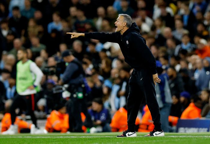  PSG từng chỉ đứng thứ 11 ở league phase mùa trước, nhưng sau đó vượt qua hàng loạt đối thủ lớn để bảo vệ chức vô địch Champions League. 