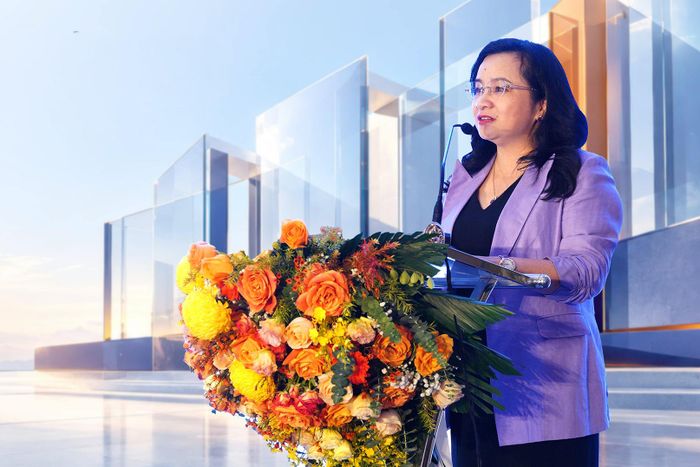  Bà Ngô Thu Hà, Tổng giám đốc SHB, cho biết ngân hàng sẽ đạt cột mốc triệu tỷ đồng trong năm nay. Ảnh: SHB. 
