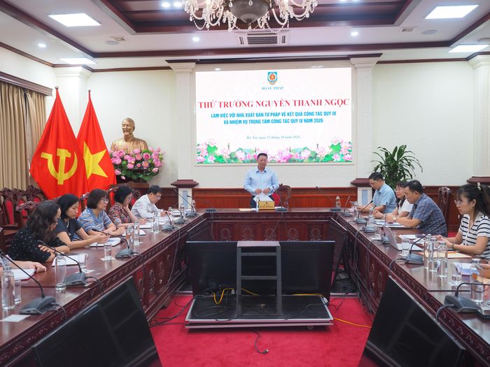  Toàn cảnh buổi làm việc. 