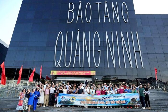 Chương trình “Hộ chiếu Di sản Vịnh Hạ Long - Yên Tử” xây dựng các sản phẩm gắn với các giá trị của di sản. Ảnh: KIM OANH