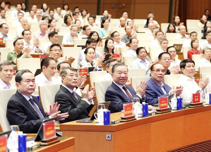 Tổng Bí thư, Chủ tịch nước Tô Lâm và các đồng chí lãnh đạo, nguyên lãnh đạo Đảng, Nhà nước dự Hội nghị
