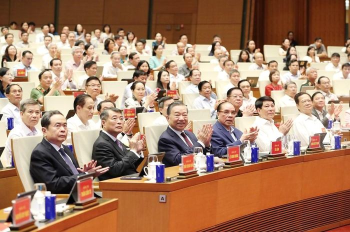 Tổng Bí thư, Chủ tịch nước Tô Lâm và các lãnh đạo, nguyên lãnh đạo Đảng, Nhà nước dự Hội nghị