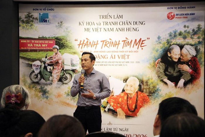 TS Đỗ Văn Dũng, Phó Hiệu trưởng Trường Đại học Mỹ thuật TP.HCM phát biểu