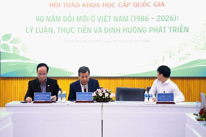 Hội thảo nhằm nhìn lại thành tựu đổi mới, nhận diện những vấn đề đặt ra và yêu cầu hoàn thiện thể chế, nâng cao năng lực quản trị quốc gia