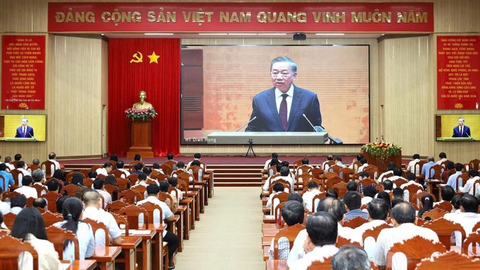 Quang cảnh hội nghị tại điểm cầu Tỉnh ủy An Giang. Ảnh: Lê Huy Hải - TTXVN