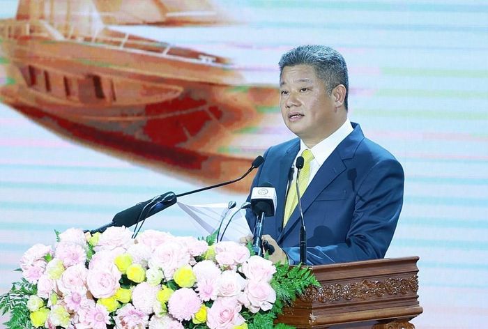 Chủ tịch UBND tỉnh Hưng Yên Nguyễn Mạnh Quyền phát biểu khai mạc Hội nghị công bố Quy hoạch tỉnh. Ảnh: Dương Giang – TTXVN