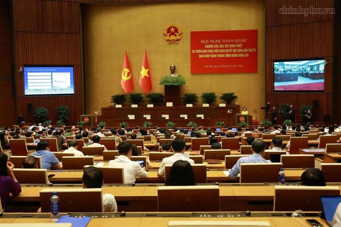 Hội nghị toàn quốc nghiên cứu, học tập, quán triệt và triển khai thực hiện Nghị quyết Hội nghị lần thứ tư Ban Chấp hành Trung ương Đảng khóa XIV - Ảnh: chinhphu.vn/Nhật Bắc