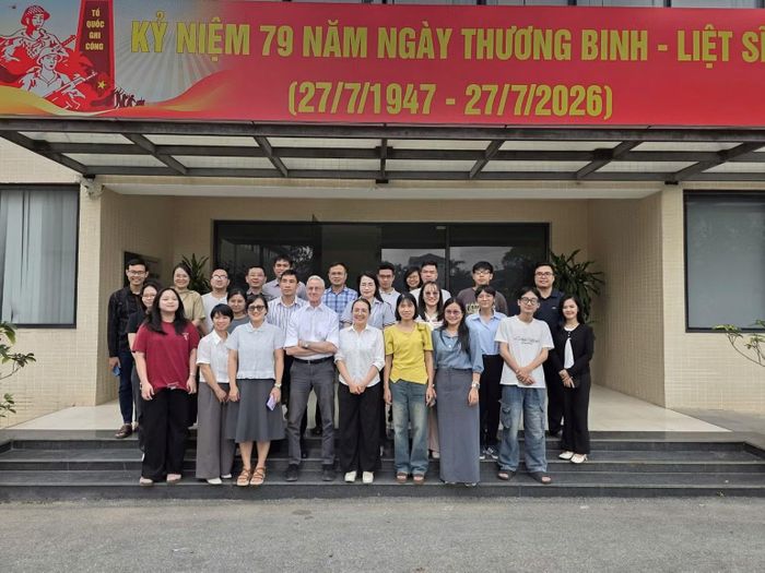 Chuyên gia ICMP, giảng viên và các học viên tại lễ khai mạc khóa đào tạo chuyên sâu Giai đoạn 2. (Ảnh: VAST)