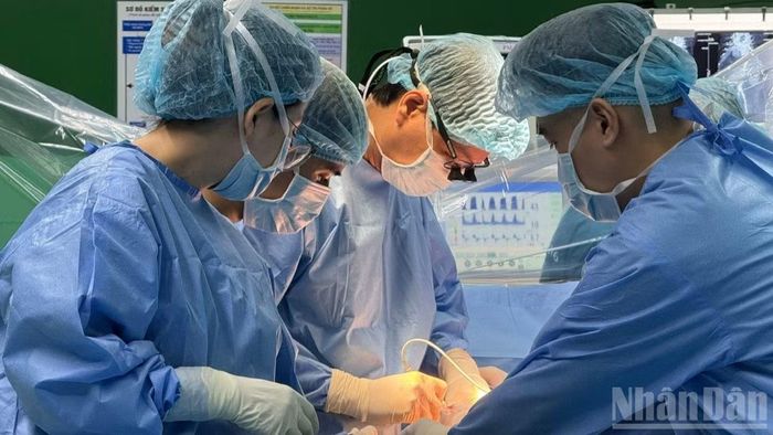 Bệnh viện Đà Nẵng thực hiện thành công ca ghép gan vào tháng 10/2025 với sự hỗ trợ của Bệnh viện Trung ương Quân đội 108. (Ảnh: ANH ĐÀO)