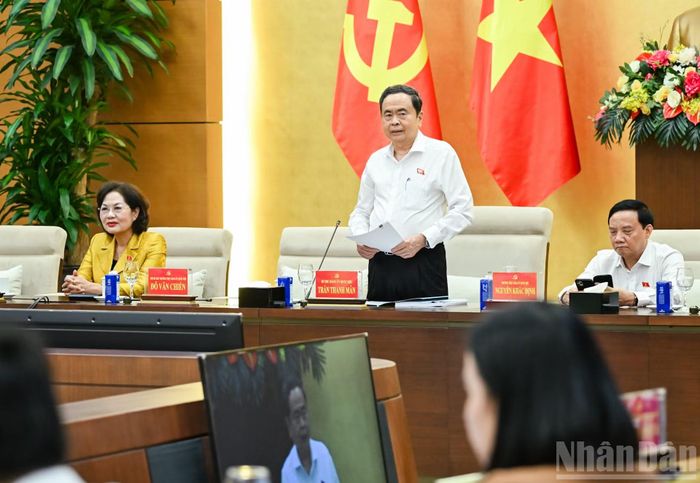 Bí thư Đảng ủy Quốc hội, Chủ tịch Quốc hội Trần Thanh Mẫn phát biểu chỉ đạo, kết luận hội nghị. (Ảnh: DUY LINH)