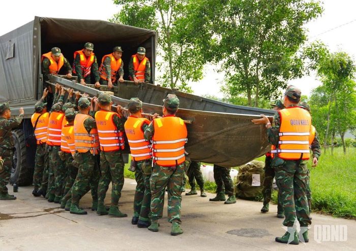  Kiểm tra công tác phòng, chống thiên tai, tìm kiếm cứu nạn. 