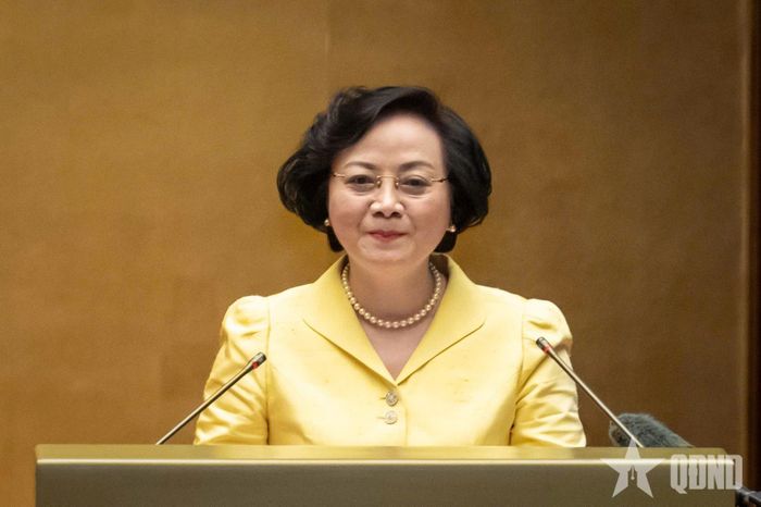 Đồng chí Phạm Thị Thanh Trà phát biểu.