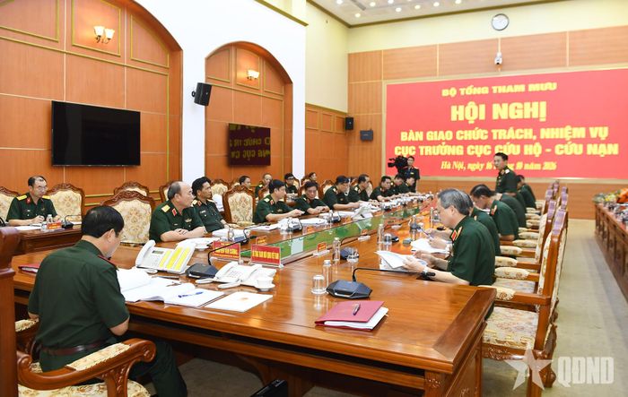  Quang cảnh hội nghị.  